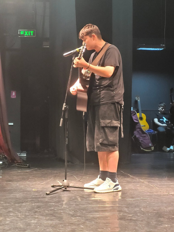 Serbarea de final de an a cursurilor Centrului Cultural Mioveni – o celebrare a talentului, pasiunii și performanței