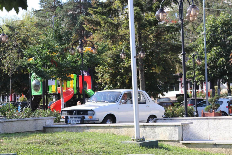 Arc peste timp – 60 de ani de Dacia în Mioveni