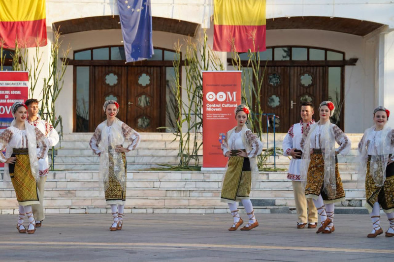 Tradițiile și folclorul românesc, în prim-plan la „Sărbătoarea Recoltei pe Valea Argeșelului”!