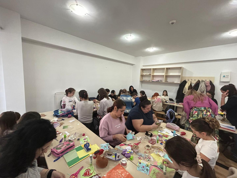 Creativitate în doi - Copii și părinți