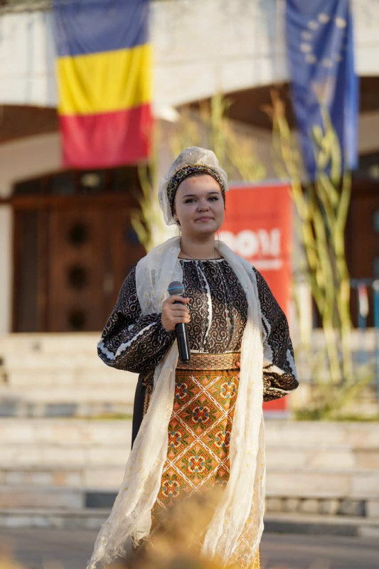 Tradițiile și folclorul românesc, în prim-plan la „Sărbătoarea Recoltei pe Valea Argeșelului”!