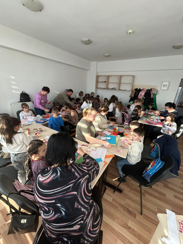 Creativitate în doi - Copii și părinți