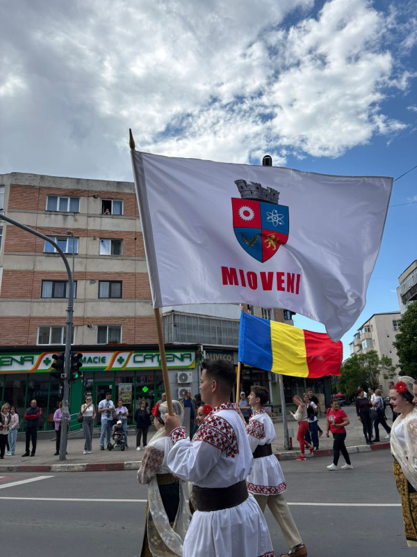 Ziua Națională a Portului Popular