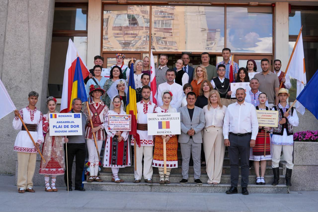 Deschidere oficială Festival Internațional de Folclor Carpați